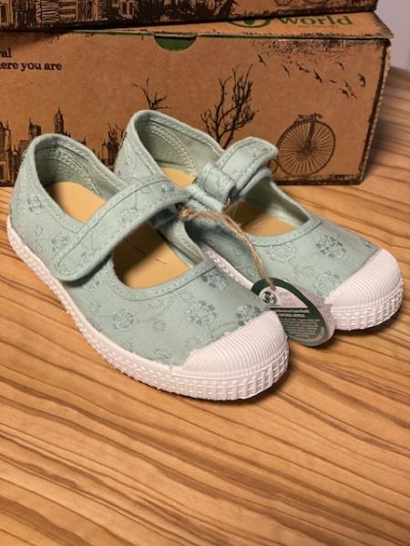 Natural World Sneakers Ballerina mint mit Spitze